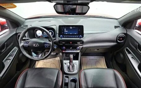 Hyundai Kona I, 2021 год, 1 880 000 рублей, 7 фотография