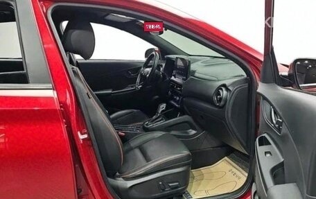 Hyundai Kona I, 2021 год, 1 880 000 рублей, 11 фотография