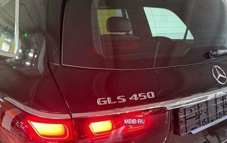 Mercedes-Benz GLS, 2024 год, 15 990 000 рублей, 3 фотография