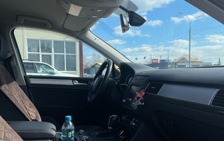 Volkswagen Touareg III, 2011 год, 2 100 000 рублей, 13 фотография