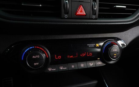 KIA K3, 2019 год, 2 415 000 рублей, 14 фотография