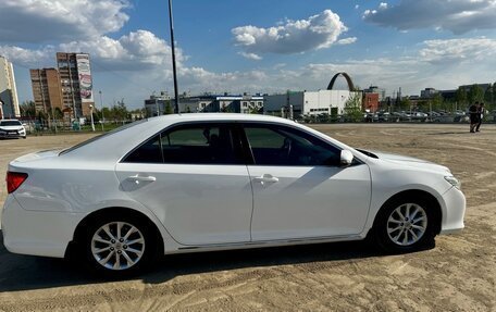 Toyota Camry, 2014 год, 1 600 000 рублей, 10 фотография