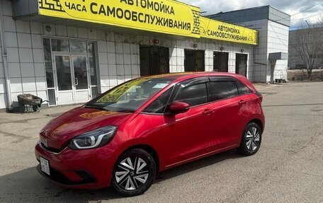 Honda Fit, 2020 год, 1 850 000 рублей, 3 фотография