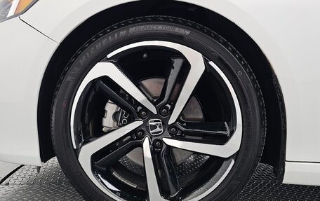 Honda Accord IX рестайлинг, 2018 год, 2 432 000 рублей, 16 фотография
