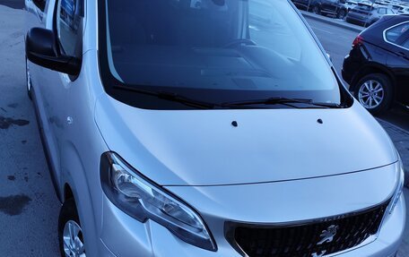 Peugeot Traveller I, 2021 год, 3 850 000 рублей, 10 фотография