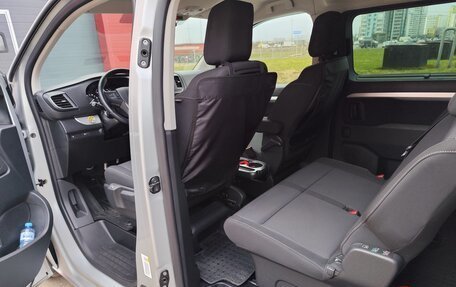 Peugeot Traveller I, 2021 год, 3 850 000 рублей, 16 фотография