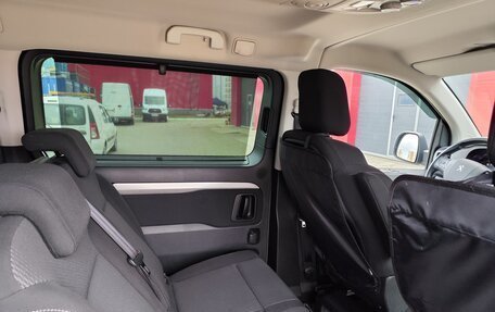 Peugeot Traveller I, 2021 год, 3 850 000 рублей, 20 фотография