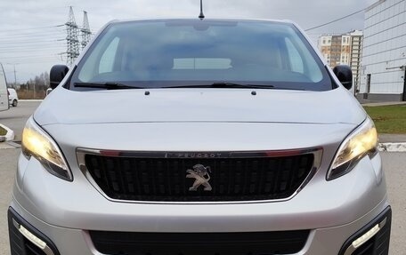Peugeot Traveller I, 2021 год, 3 850 000 рублей, 12 фотография