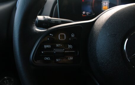 Mercedes-Benz GLB, 2020 год, 2 970 000 рублей, 11 фотография