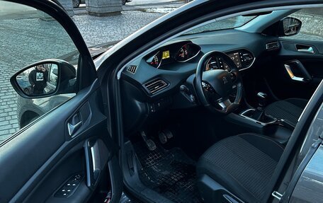 Peugeot 308 II, 2019 год, 1 350 000 рублей, 8 фотография