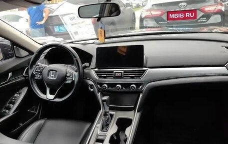 Honda Accord IX рестайлинг, 2022 год, 1 800 000 рублей, 12 фотография