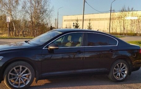 Volkswagen Passat B8 рестайлинг, 2021 год, 3 200 000 рублей, 2 фотография