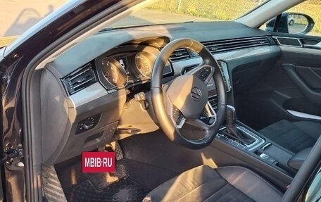 Volkswagen Passat B8 рестайлинг, 2021 год, 3 200 000 рублей, 13 фотография