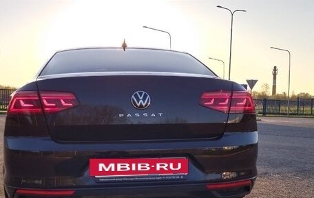 Volkswagen Passat B8 рестайлинг, 2021 год, 3 200 000 рублей, 10 фотография