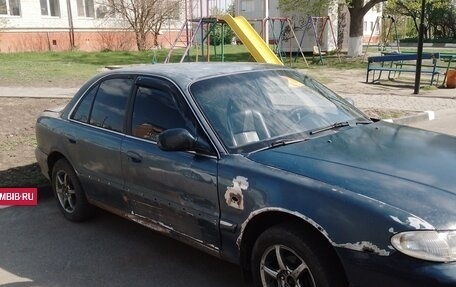 Hyundai Sonata III рестайлинг, 1997 год, 150 000 рублей, 3 фотография