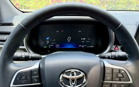 Toyota Sienna, 2022 год, 4 100 000 рублей, 11 фотография
