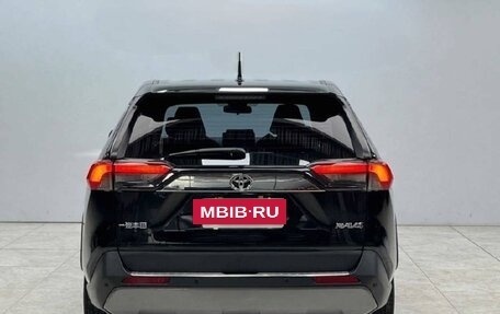 Toyota RAV4, 2022 год, 2 489 999 рублей, 3 фотография