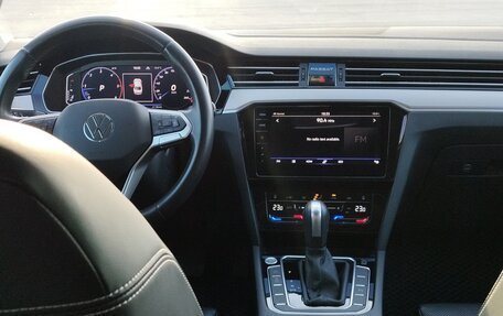 Volkswagen Passat B8 рестайлинг, 2020 год, 3 540 000 рублей, 4 фотография