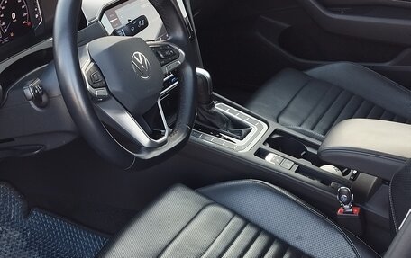 Volkswagen Passat B8 рестайлинг, 2020 год, 3 540 000 рублей, 14 фотография