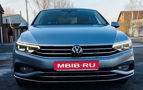 Volkswagen Passat B8 рестайлинг, 2020 год, 3 540 000 рублей, 13 фотография