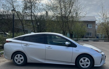 Toyota Prius IV XW50, 2017 год, 1 900 000 рублей, 18 фотография