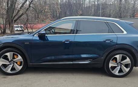 Audi e-tron I, 2020 год, 4 975 000 рублей, 5 фотография