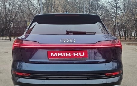 Audi e-tron I, 2020 год, 4 975 000 рублей, 4 фотография