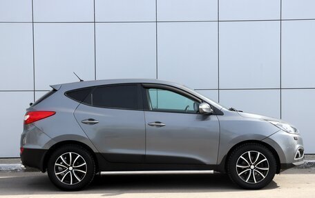 Hyundai ix35 I рестайлинг, 2014 год, 850 000 рублей, 5 фотография