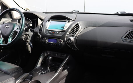 Hyundai ix35 I рестайлинг, 2014 год, 850 000 рублей, 12 фотография