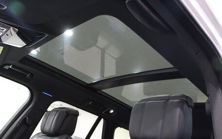 Land Rover Range Rover IV рестайлинг, 2022 год, 10 990 000 рублей, 18 фотография