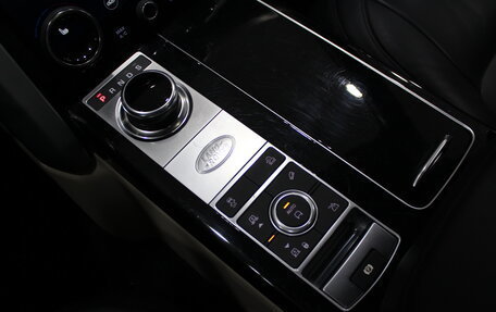 Land Rover Range Rover IV рестайлинг, 2022 год, 10 990 000 рублей, 17 фотография