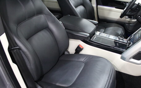 Land Rover Range Rover IV рестайлинг, 2022 год, 10 990 000 рублей, 26 фотография