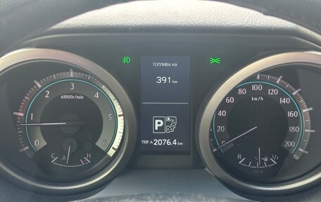 Toyota Land Cruiser Prado 150 рестайлинг 2, 2011 год, 2 600 000 рублей, 9 фотография