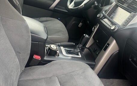 Toyota Land Cruiser Prado 150 рестайлинг 2, 2011 год, 2 600 000 рублей, 12 фотография