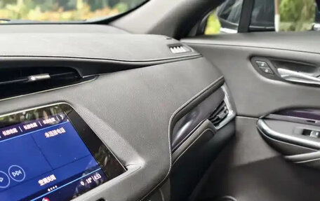 Cadillac XT4 I, 2022 год, 2 393 000 рублей, 13 фотография