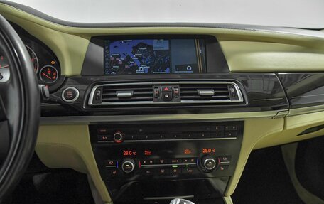 BMW 7 серия, 2012 год, 1 620 000 рублей, 13 фотография