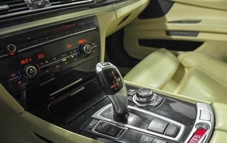 BMW 7 серия, 2012 год, 1 620 000 рублей, 16 фотография