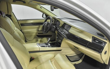BMW 7 серия, 2012 год, 1 620 000 рублей, 24 фотография