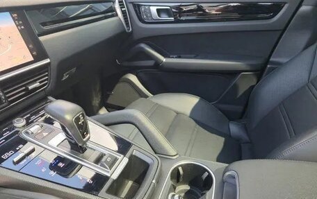 Porsche Cayenne III, 2022 год, 8 326 965 рублей, 28 фотография