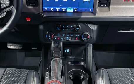 Ford Bronco, 2022 год, 14 600 000 рублей, 19 фотография