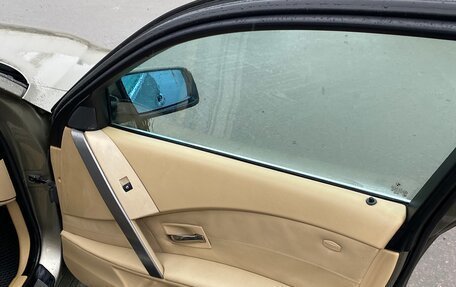 BMW 5 серия, 2003 год, 790 000 рублей, 24 фотография