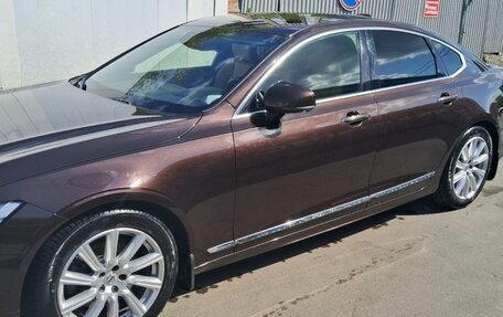 Volvo S90 II рестайлинг, 2019 год, 3 700 000 рублей, 3 фотография