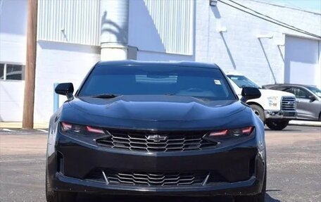 Chevrolet Camaro VI, 2022 год, 3 750 000 рублей, 2 фотография