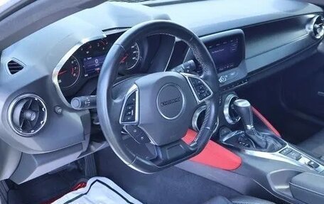 Chevrolet Camaro VI, 2022 год, 4 290 000 рублей, 13 фотография