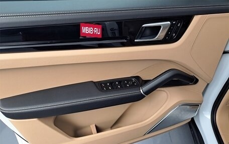 Porsche Cayenne III, 2022 год, 7 987 925 рублей, 24 фотография