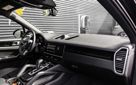 Porsche Cayenne III, 2022 год, 7 910 000 рублей, 29 фотография
