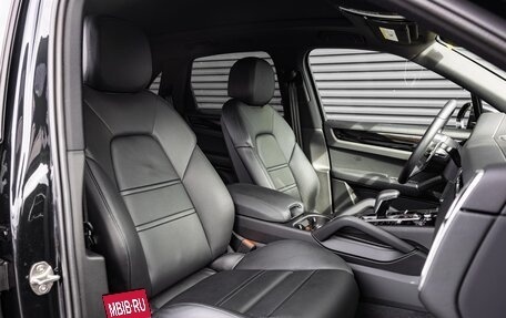 Porsche Cayenne III, 2022 год, 7 910 000 рублей, 27 фотография
