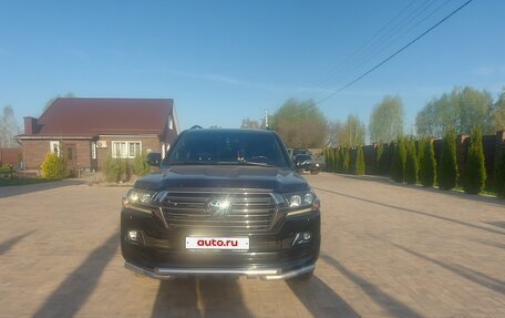 Toyota Land Cruiser 200, 2017 год, 6 100 000 рублей, 11 фотография