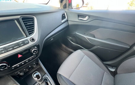 Hyundai Solaris II рестайлинг, 2017 год, 1 440 000 рублей, 21 фотография