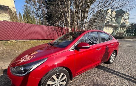 Hyundai Solaris II рестайлинг, 2017 год, 1 440 000 рублей, 32 фотография